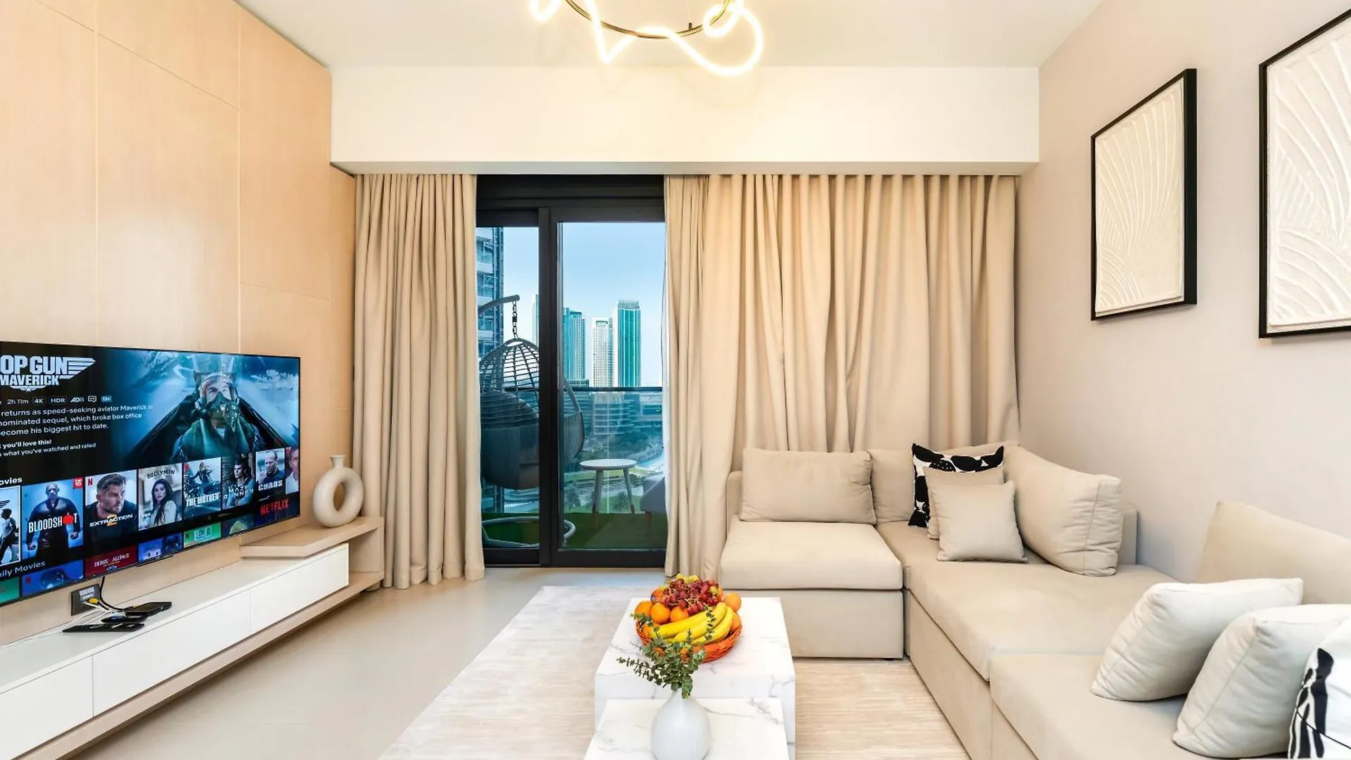 Exquisite 2 Bedroom Apartment I Burj Khalifa & Fountain Views I Free Gym, Pool, Parking, Wi-Fi And Ps5 I By Skyline Serenity دبي