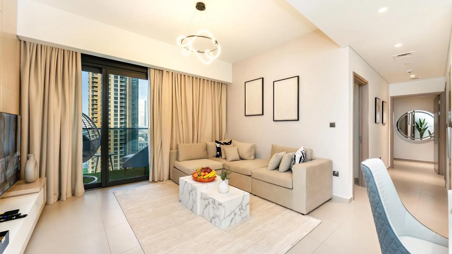 Exquisite 2 Bedroom Apartment I Burj Khalifa & Fountain Views I Free Gym, Pool, Parking, Wi-Fi And Ps5 I By Skyline Serenity دبي